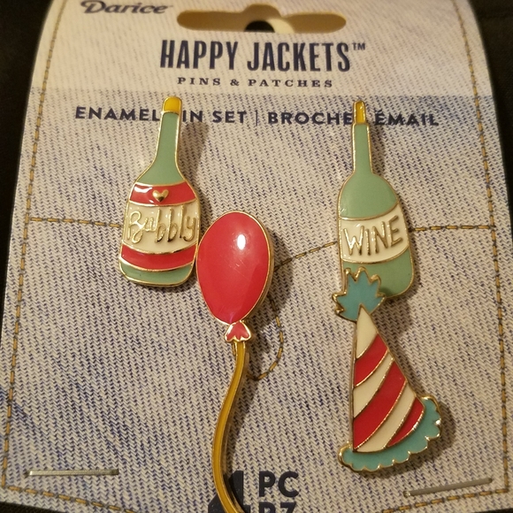 Party pins set - Picture 1 of 2